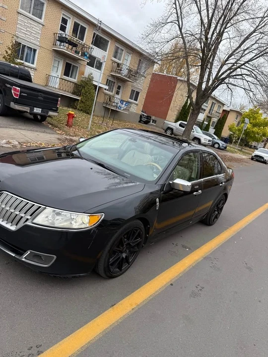2010 Lincoln MKZ - Image 2 of 8
