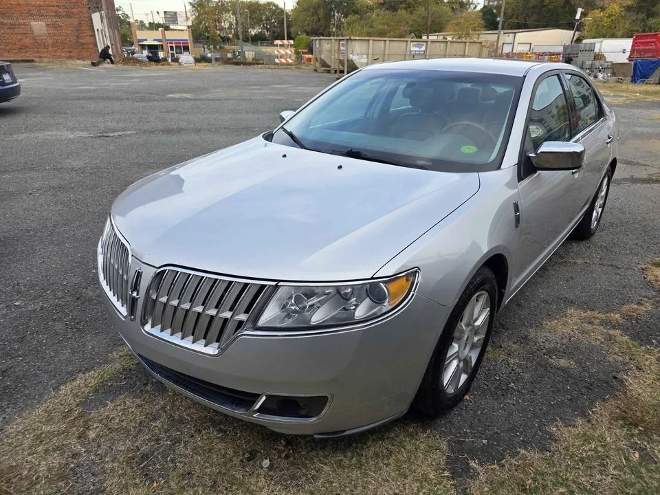 2010 Lincoln MKZ - Image 3 of 18