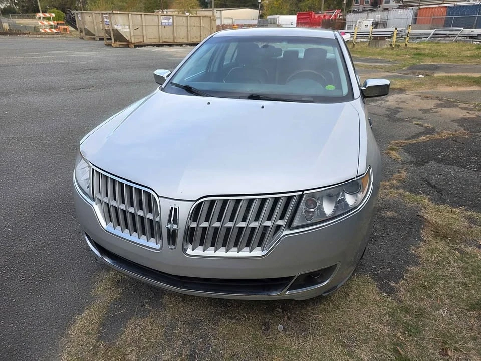 2010 Lincoln MKZ - Image 4 of 18