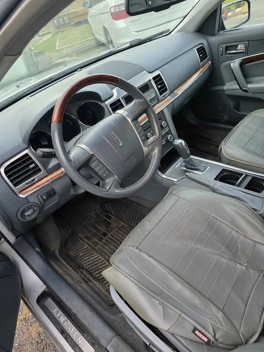 2010 Lincoln MKZ - Image 13 of 14
