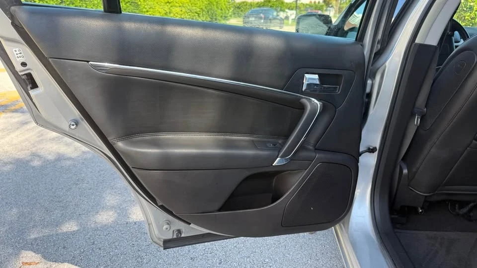 2010 Lincoln MKZ - Image 7 of 19