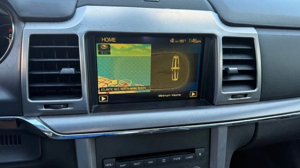 2010 Lincoln MKZ - Image 13 of 19