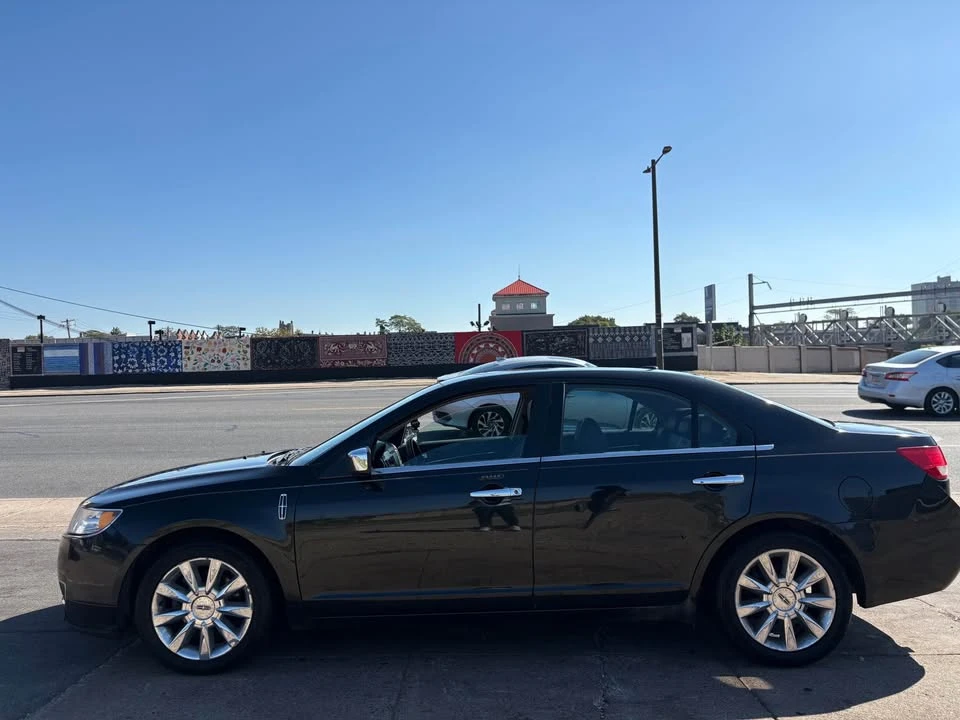 2010 Lincoln MKZ - Image 6 of 7