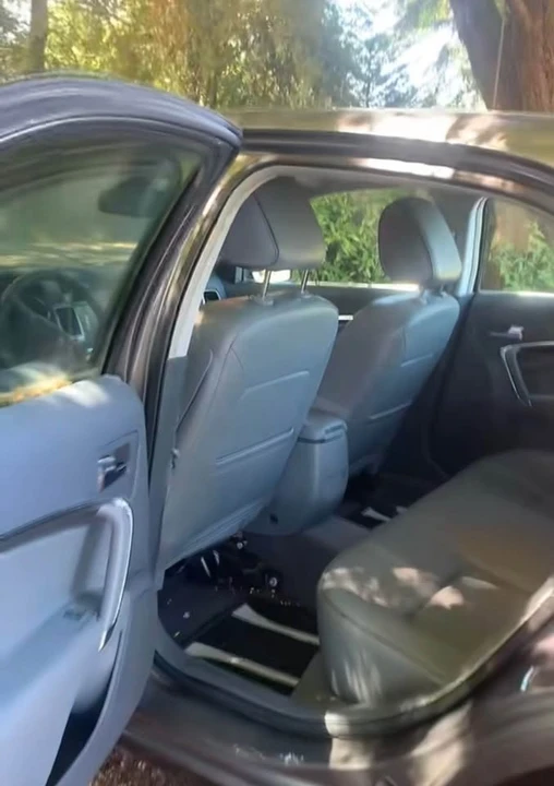 2010 Lincoln MKZ - Image 2 of 4