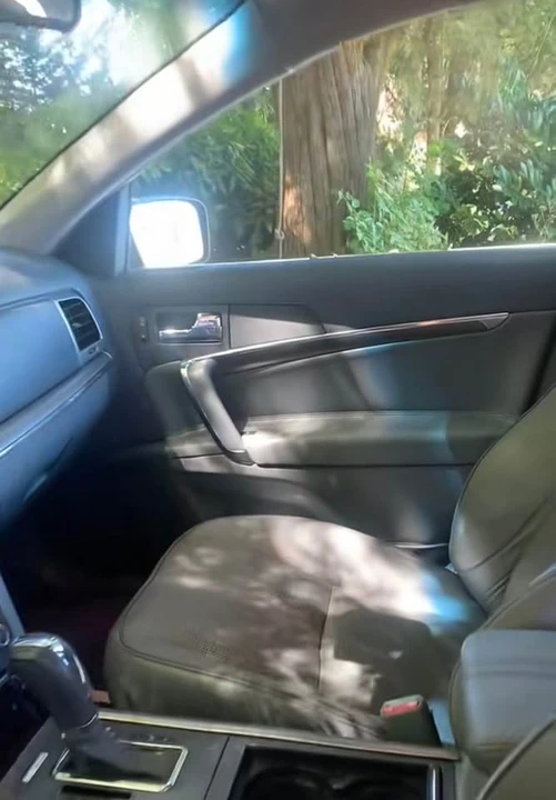 2010 Lincoln MKZ - Image 3 of 4
