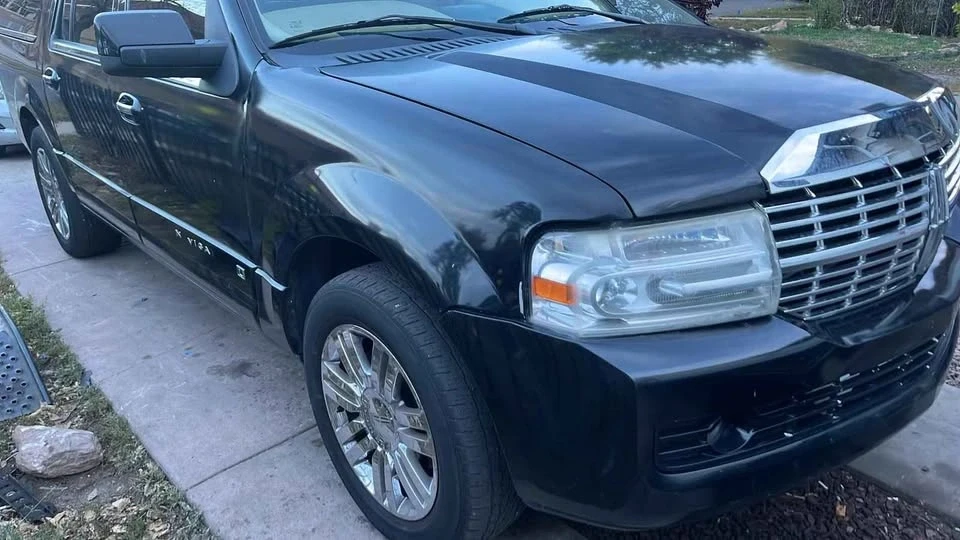 2010 Lincoln Navigator 3rd Gen - Image 6 of 11