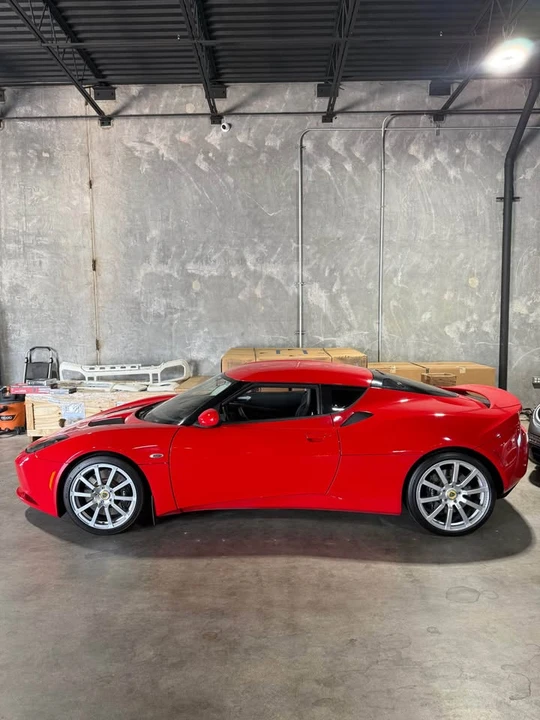 2010 Lotus Evora - Image 2 of 4