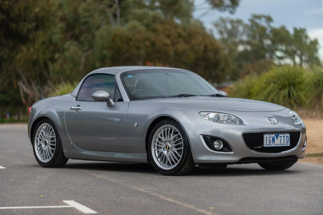 2010 Mazda NC MX-5 Miata - Image 2 of 31