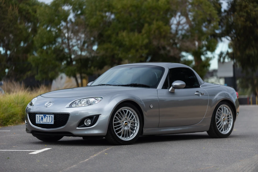 2010 Mazda NC MX-5 Miata - Image 4 of 31