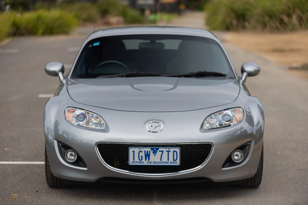 2010 Mazda NC MX-5 Miata - Image 11 of 31