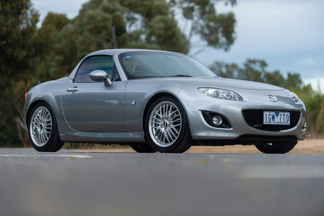 2010 Mazda NC MX-5 Miata - Image 16 of 31