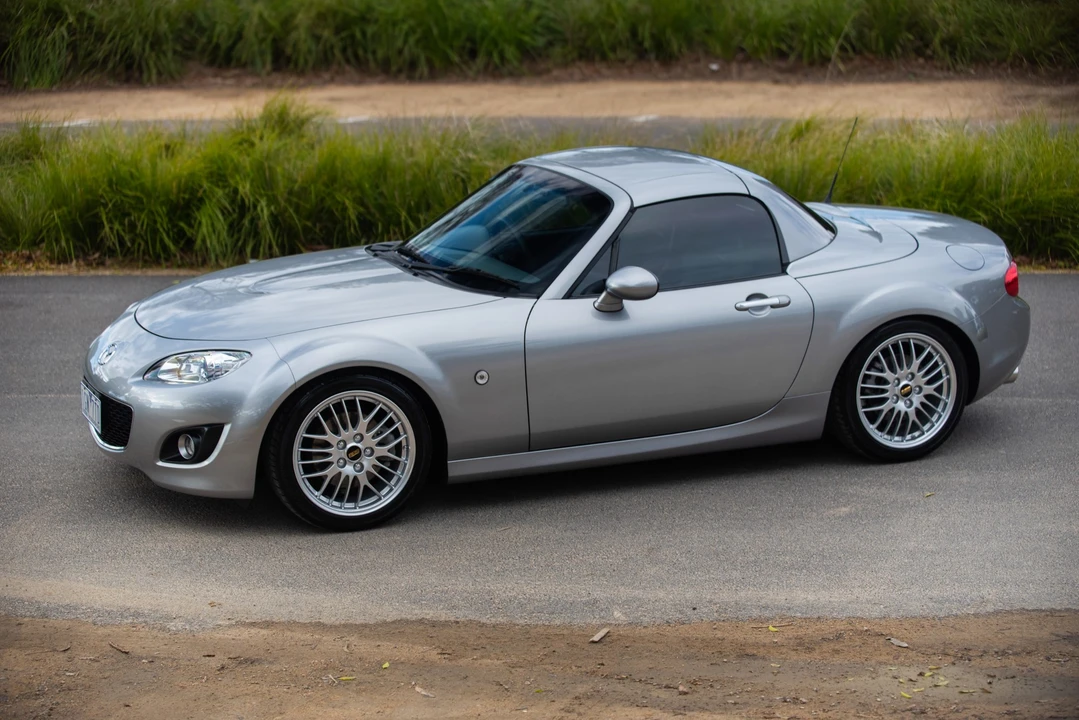 2010 Mazda NC MX-5 Miata - Image 21 of 31