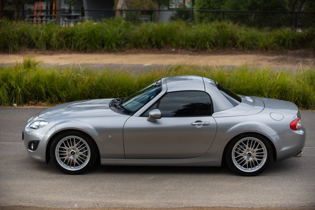 2010 Mazda NC MX-5 Miata - Image 22 of 31