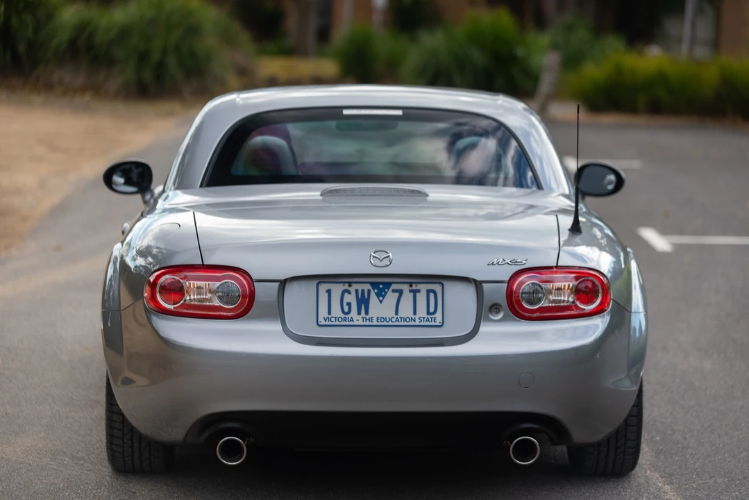 2010 Mazda NC MX-5 Miata - Image 23 of 31