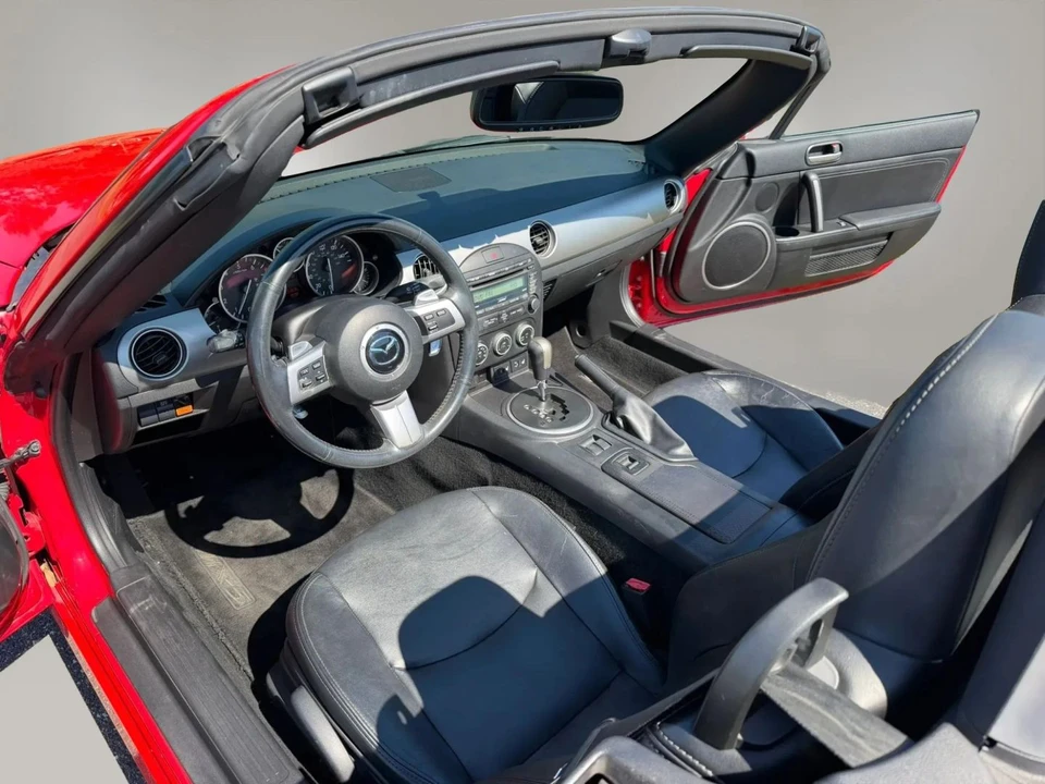 2010 Mazda NC MX-5 Miata - Image 13 of 31
