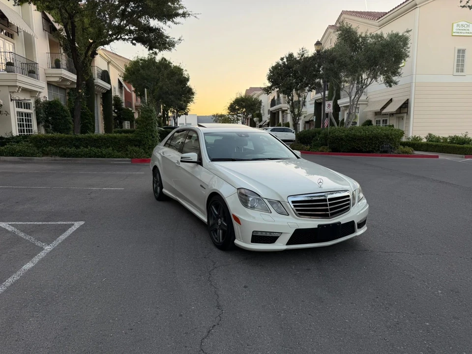 2010 Mercedes-Benz W212 E-Class - Image 6 of 31