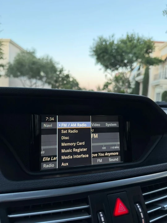 2010 Mercedes-Benz W212 E-Class - Image 30 of 31