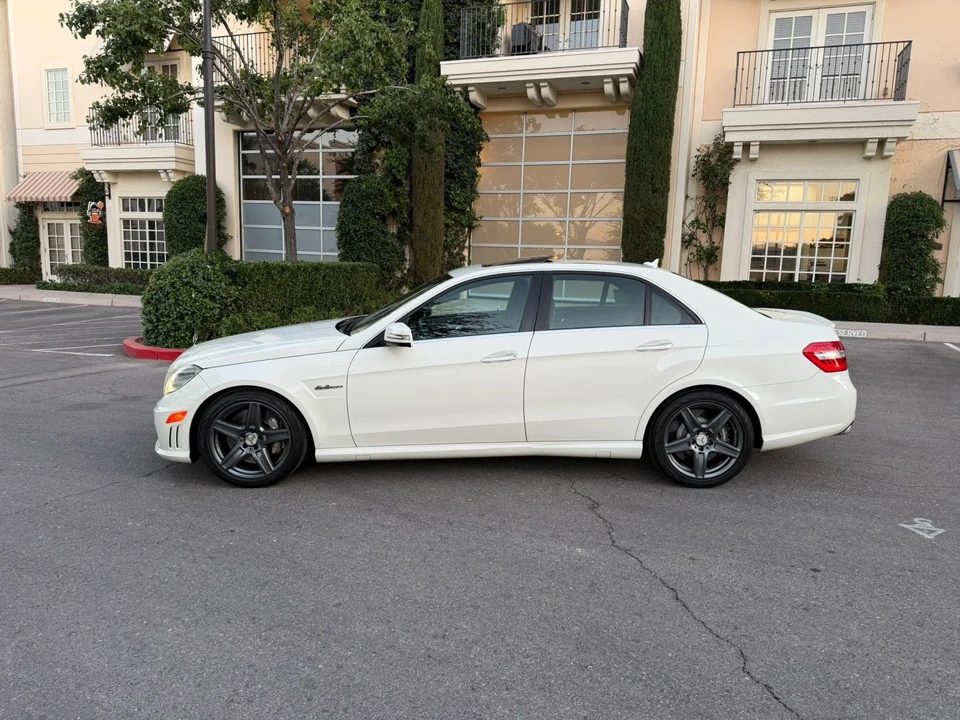 2010 Mercedes-Benz W212 E-Class - Image 7 of 31