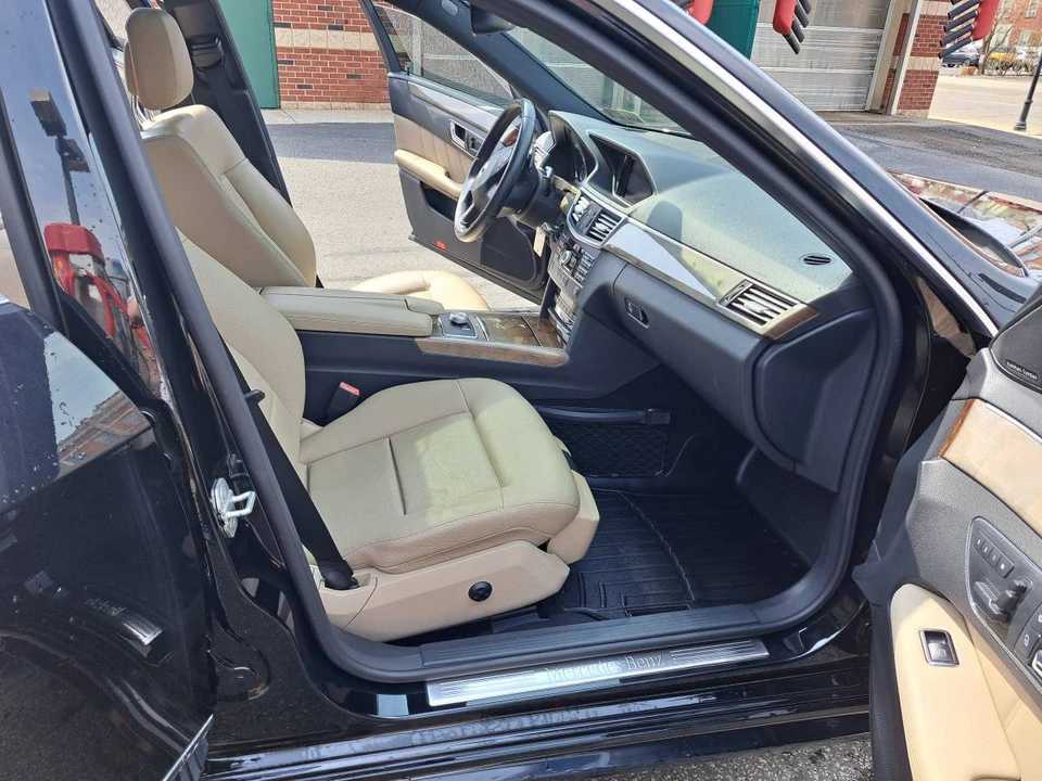 2010 Mercedes-Benz W212 E-Class - Image 5 of 19