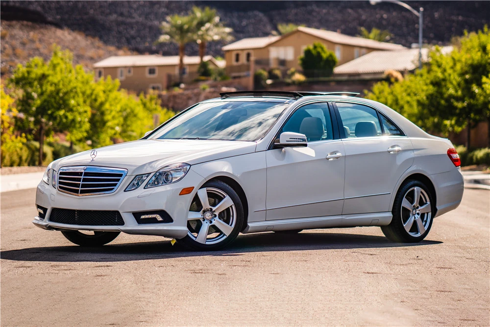 2010 Mercedes-Benz W212 E-Class - Image 2 of 4