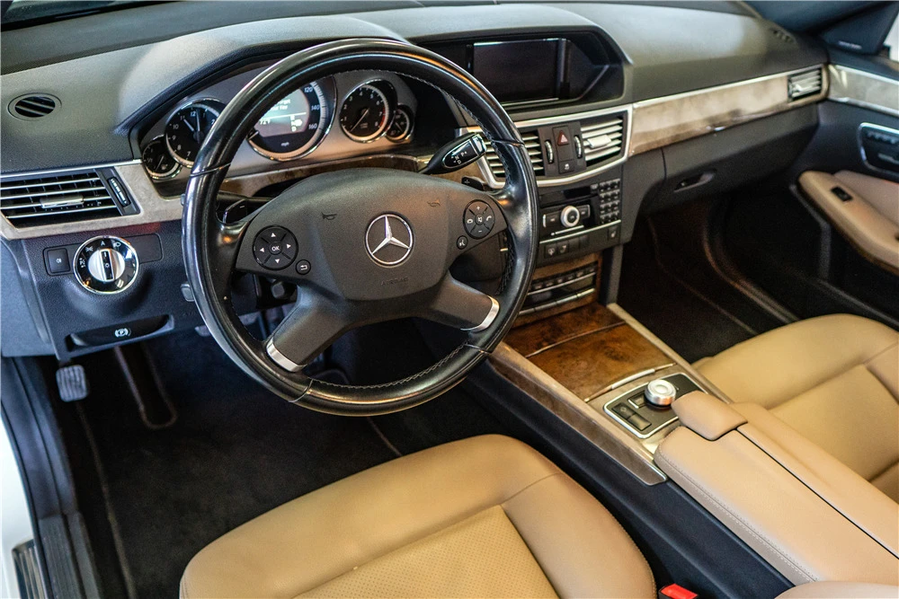 2010 Mercedes-Benz W212 E-Class - Image 4 of 4