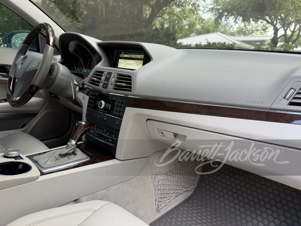 2010 Mercedes-Benz W212 E-Class - Image 11 of 27