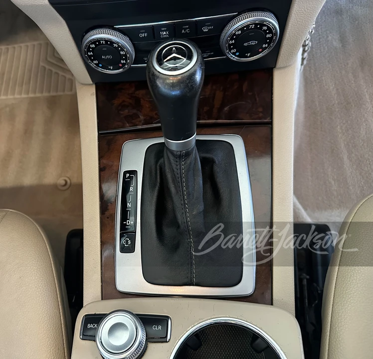 2010 Mercedes-Benz GLK-Class - Image 10 of 17