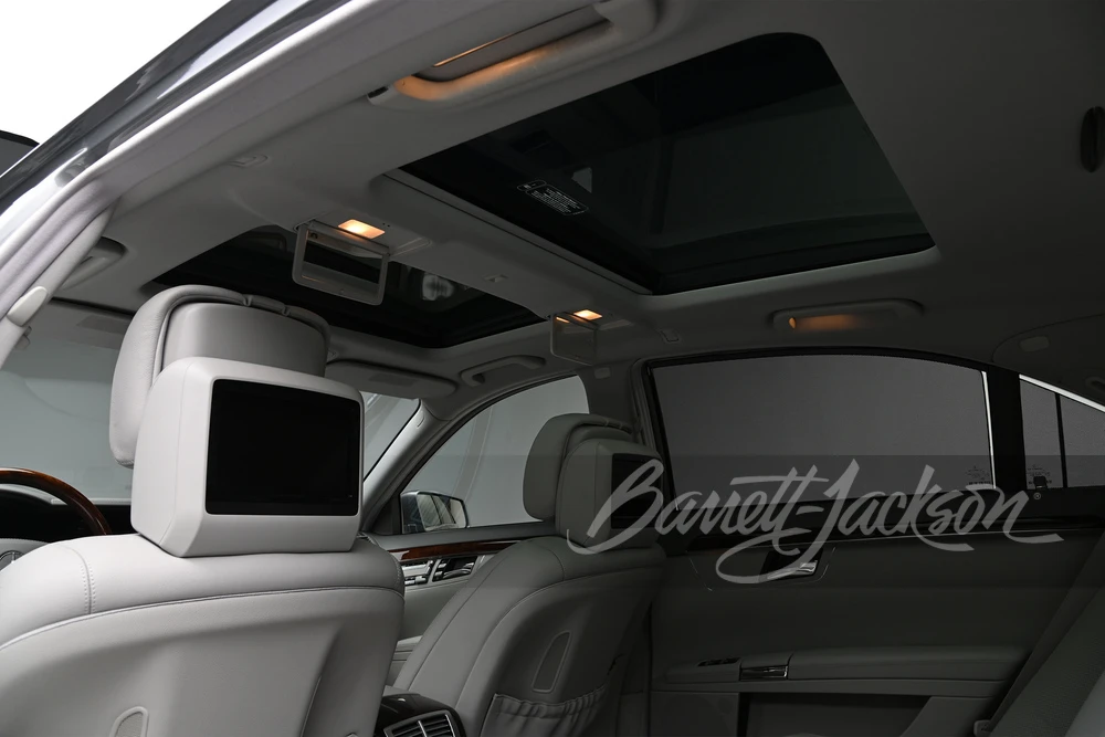 2010 Mercedes-Benz W221 S-Class - Image 18 of 20