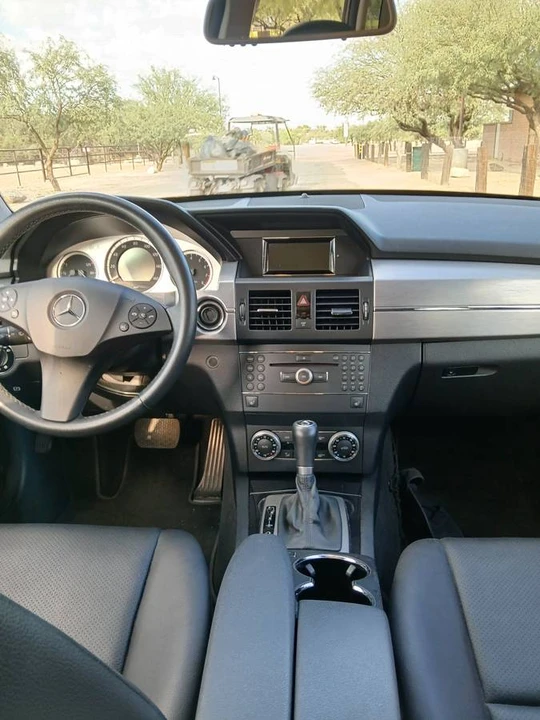 2010 Mercedes-Benz GLK-Class - Image 14 of 16