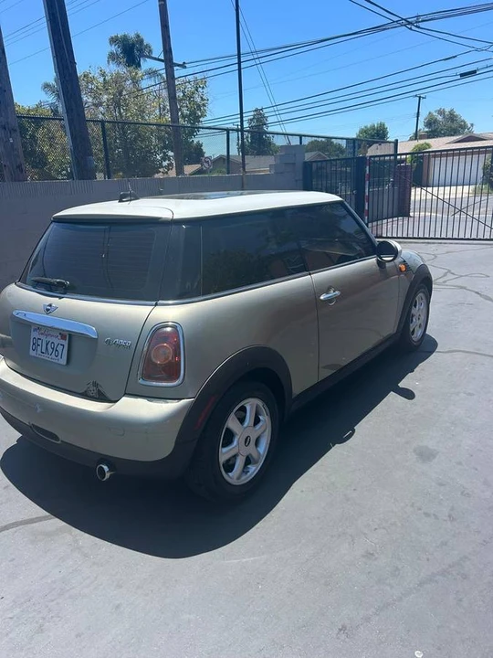 2010 Mini Mini 2nd Gen - Image 16 of 19