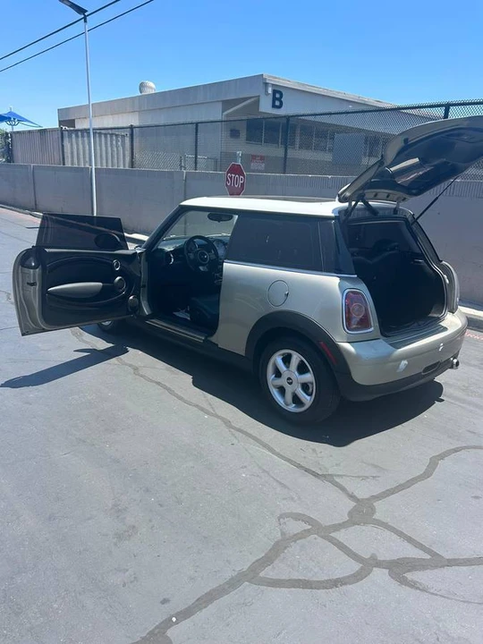 2010 Mini Mini 2nd Gen - Image 8 of 18