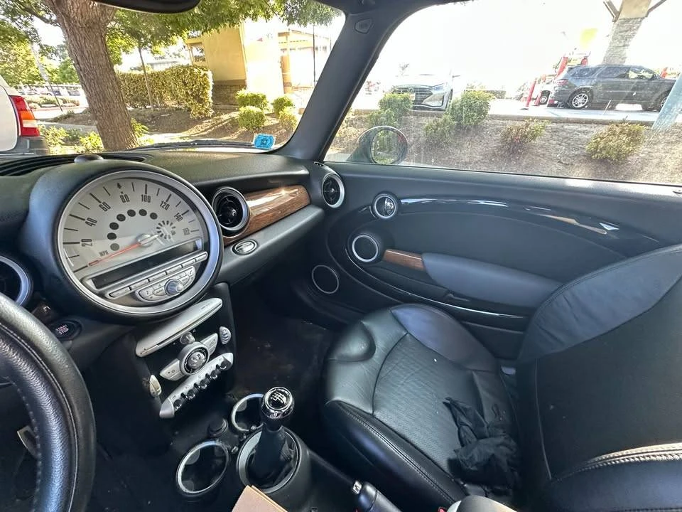 2010 Mini Mini 2nd Gen - Image 3 of 10