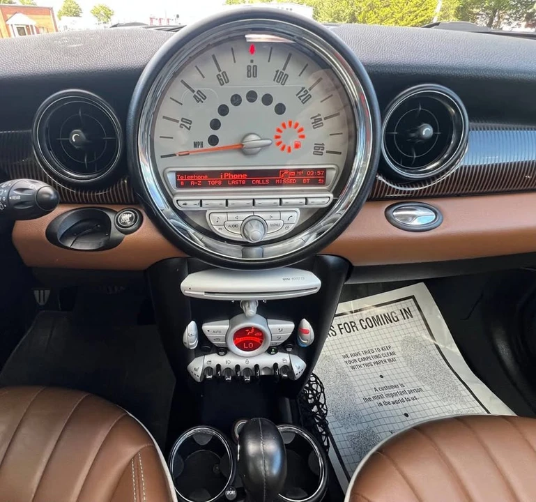 2010 Mini Mini 2nd Gen - Image 14 of 20