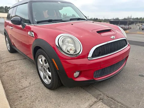 2010 MINI Clubman Cooper S Hatchback 3D