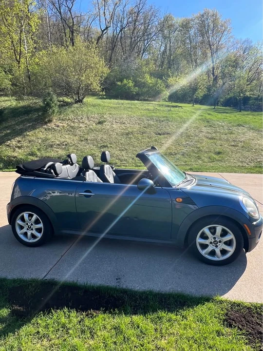 2010 Mini Mini 2nd Gen - Image 2 of 13