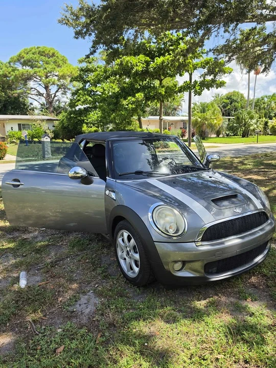 2010 Mini Mini 2nd Gen - Image 9 of 12