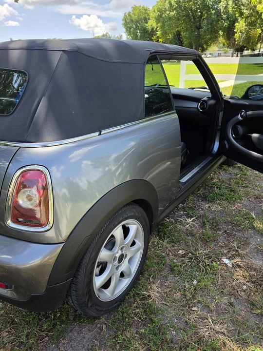 2010 Mini Mini 2nd Gen - Image 4 of 12