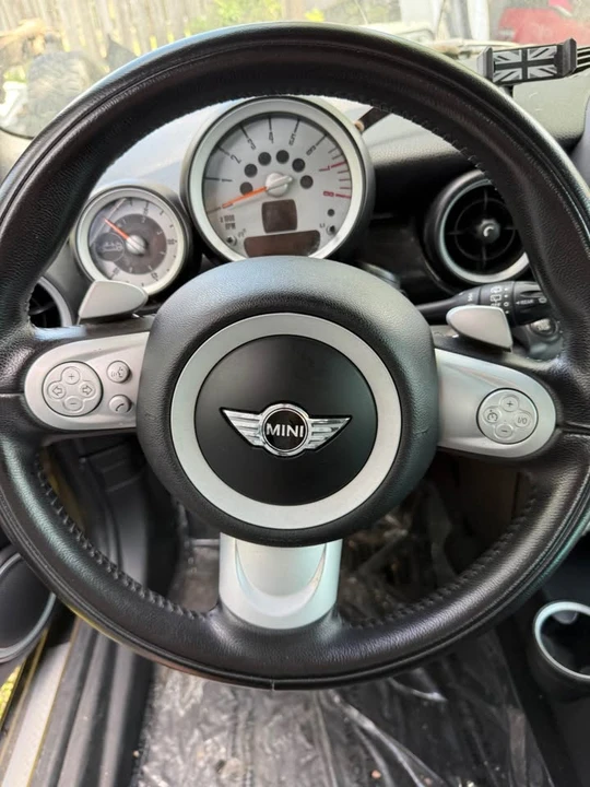 2010 Mini Mini 2nd Gen - Image 3 of 7