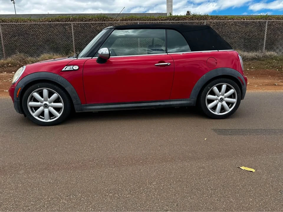 2010 Mini Mini 2nd Gen - Image 2 of 8