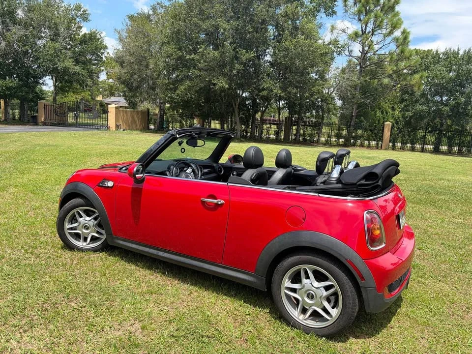 2010 Mini Mini 2nd Gen - Image 4 of 10