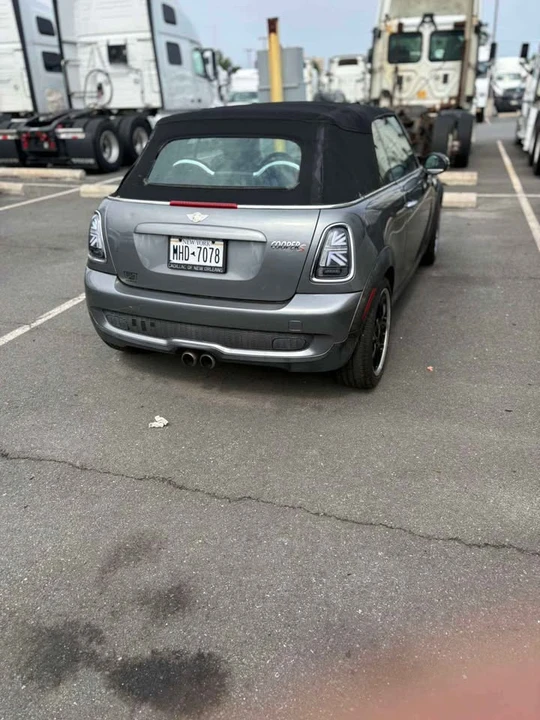 2010 Mini Mini 2nd Gen - Image 3 of 10