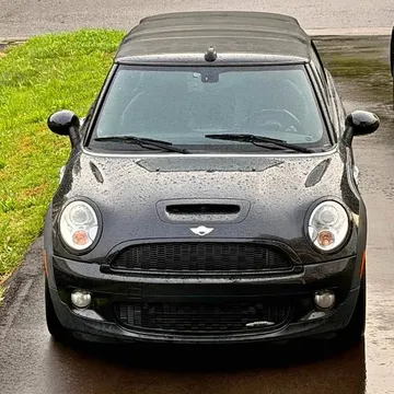 2010 MINI Convertible JCW