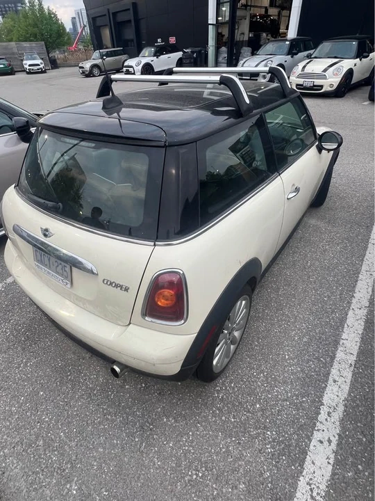 2010 Mini Mini 2nd Gen - Image 5 of 5