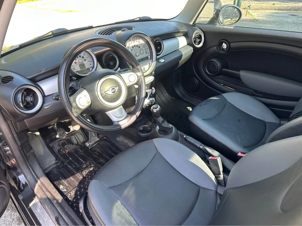 2010 Mini Mini 2nd Gen - Image 7 of 10