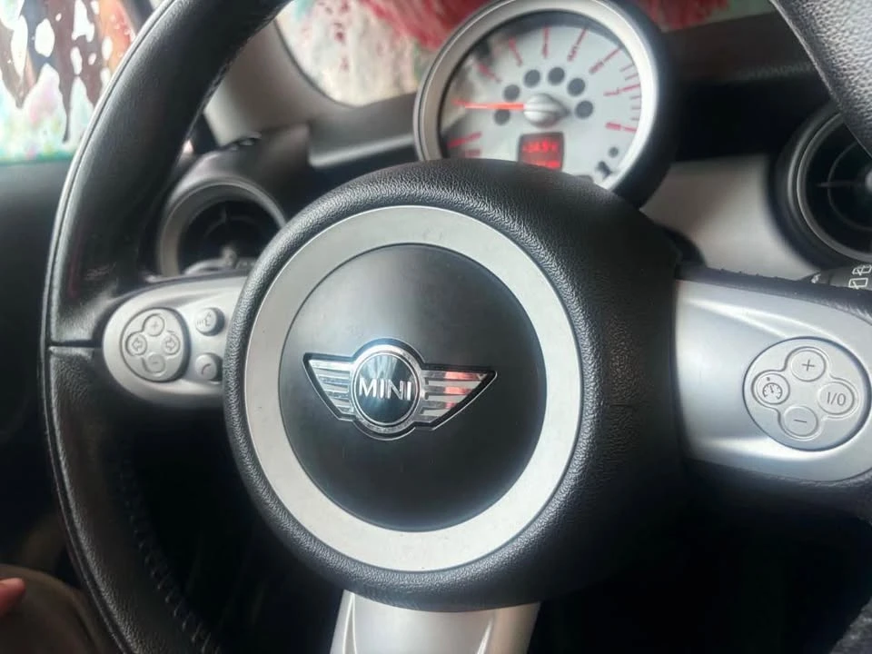 2010 Mini Mini 2nd Gen - Image 8 of 15