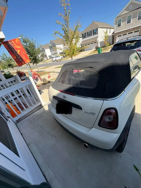 2010 Mini Mini 2nd Gen - Image 3 of 9