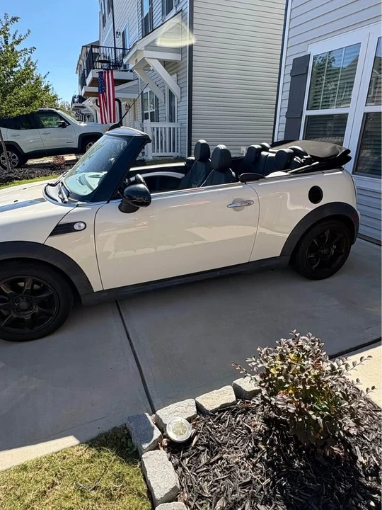2010 Mini Mini 2nd Gen - Image 4 of 9