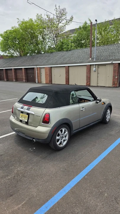 2010 Mini Mini 2nd Gen - Image 4 of 12