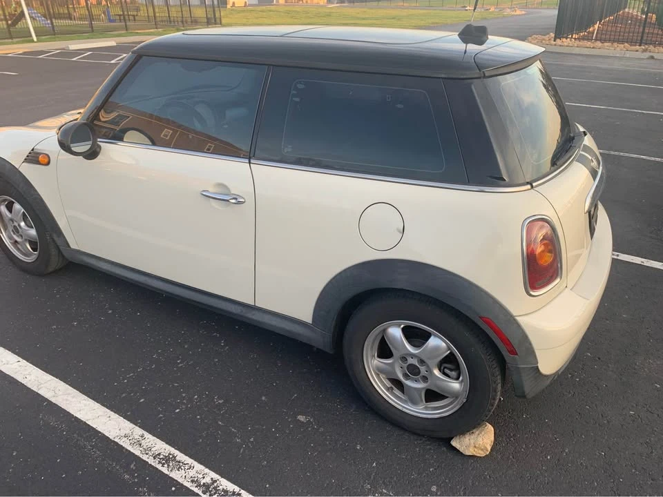2010 Mini Mini 2nd Gen - Image 6 of 10
