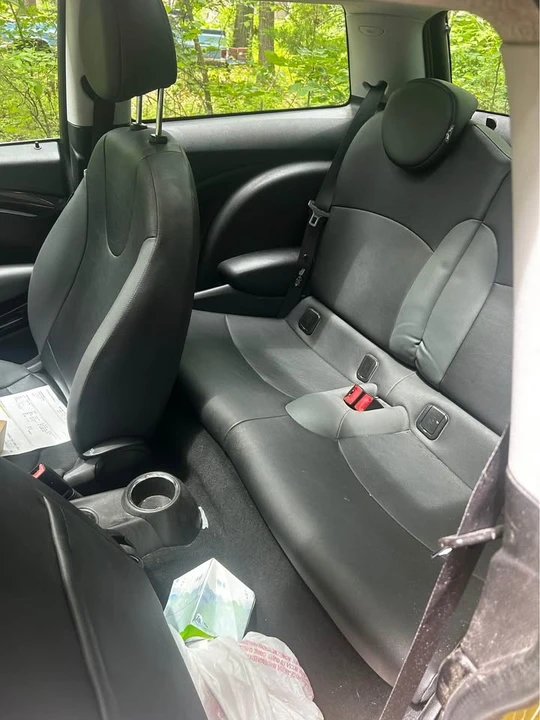 2010 Mini Mini 2nd Gen - Image 5 of 10